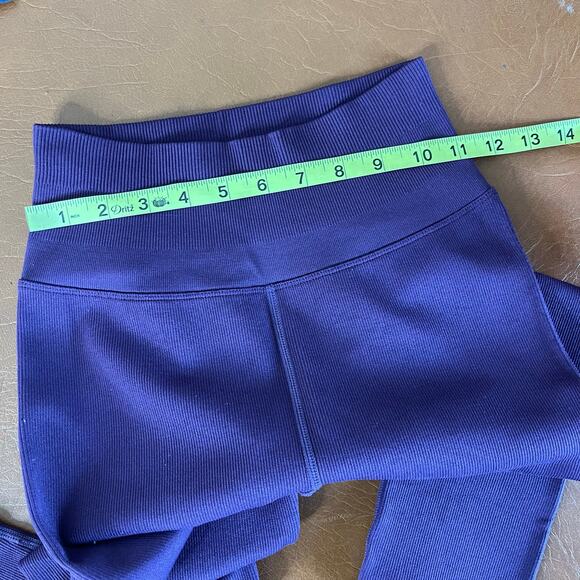 Spiritual Gangster Love Sculpt Leggings in Blackberry Mini Ribbed Size XS/Small - Picture 6 of 7